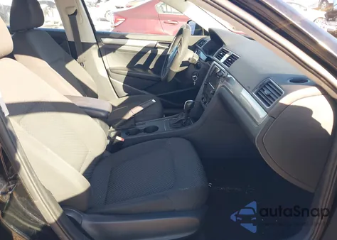 2013 Volkswagen Passat 2.5L S из США, поврежденный, VIN 1VWAP7A34DC087873